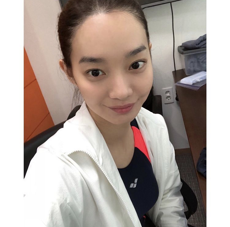 Tuyệt chiêu dưỡng da, giữ dáng độc đáo của Shin Min Ah - Hình 7