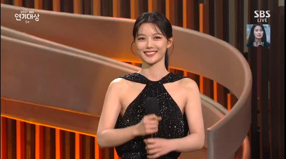 Cặp sao nhí Kim Yoo Jung - Kim So Hyun khoe visual xuất sắc - Hình 3