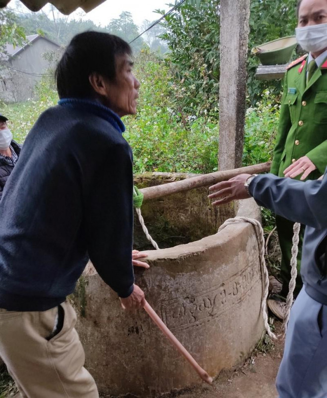 Giải cứu người đàn ông đi nhậu về rơi xuống giếng sâu - Tin nổi bật - Việt  Giải Trí