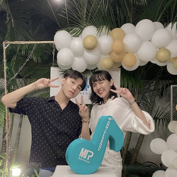 Hải Tú bị chê mờ nhạt, chỉ biết khoe thân từ khi về chung nhà với Sơn Tùng, fan đáp trả căng đét - Hình 1