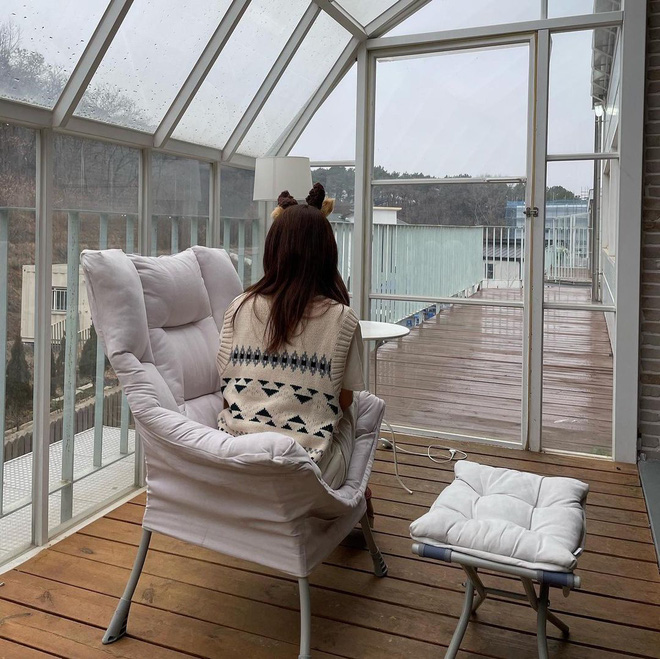 Quân đoàn sao thế giới háo hức đón 2022: Lisa - Rosé hẹn hò, 1 cặp vợ chồng minh tinh mừng năm mới đúng kỷ niệm ngày cưới - Hình 13
