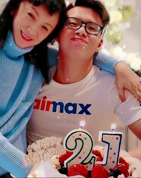 Tăng Hoa Thiên Ỷ Thiên Đồ Long Ký 2 lần bị bạn thân cướp người yêu, khốn khổ vì yêu Lương Triều Vỹ - Hình 11
