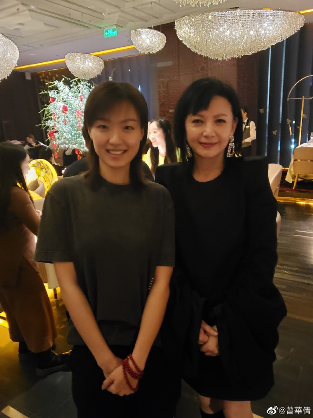 Tăng Hoa Thiên Ỷ Thiên Đồ Long Ký 2 lần bị bạn thân cướp người yêu, khốn khổ vì yêu Lương Triều Vỹ - Hình 17