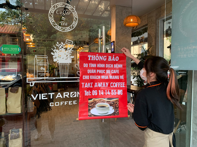 Toàn TP. Hà Nội vẫn ở cấp độ 2, cửa hàng ăn uống quận Đống Đa được bán tại chỗ - Hình 1