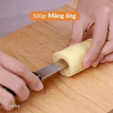 Cách làm măng nhồi thịt sốt cà chua thơm ngon lạ miệng - Hình 2