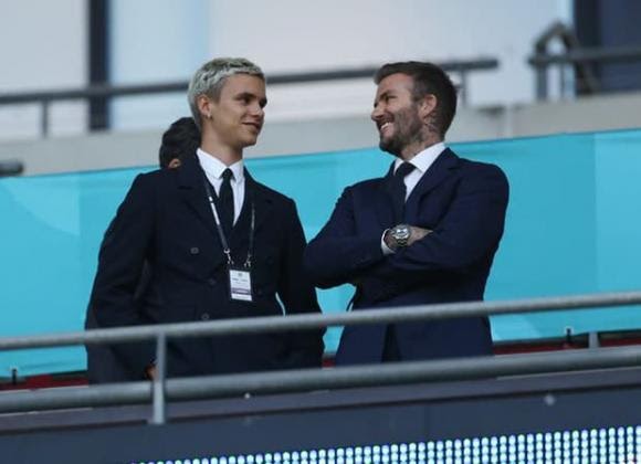 David Beckham công khai nói Victoria là ả đê tiện, vợ chồng lại cãi nhau hay gì? - Hình 4