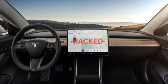 Hacker tuổi teen tìm thấy lỗi cho phép điều khiển hàng chục xe điện Tesla từ xa - Hình 1