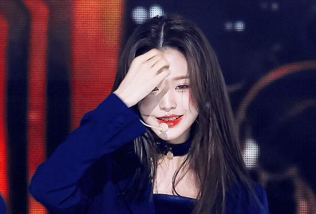 Wonyoung biến hình ảo diệu quá: Từ IZ*ONE đến IVE ngoại hình khác biệt rõ ràng, xem sân khấu live là nhận ra! - Hình 10