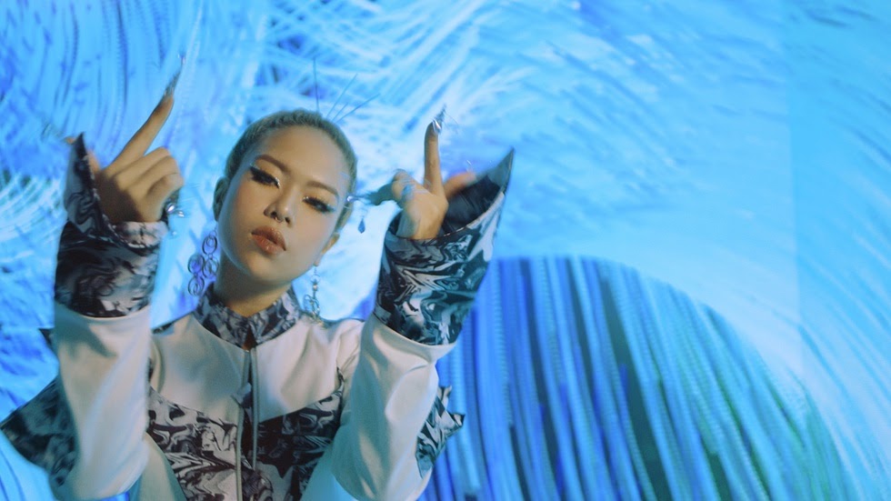 Tlinh: Từ thí sinh The Voice Kids bị Phương Mỹ Chi loại đến nữ rapper đình đám của showbiz Việt - Hình 1