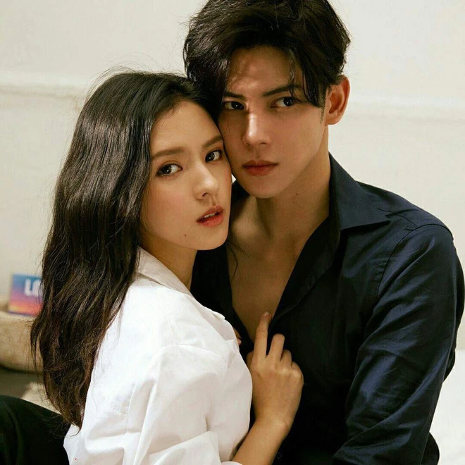 Trương Dư Hi bị tóm sống hẹn hò với Lưu Học Nghĩa, lộ hành động cực kỳ tình tứ khiến fan rần rần - Hình 4