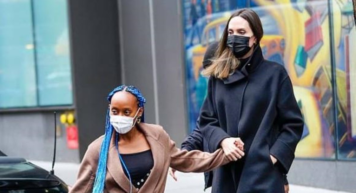 Angelina Jolie vô tư làm điều này với con gái nuôi ở chốn công cộng khiến netizen tranh cãi nảy lửa - Hình 6