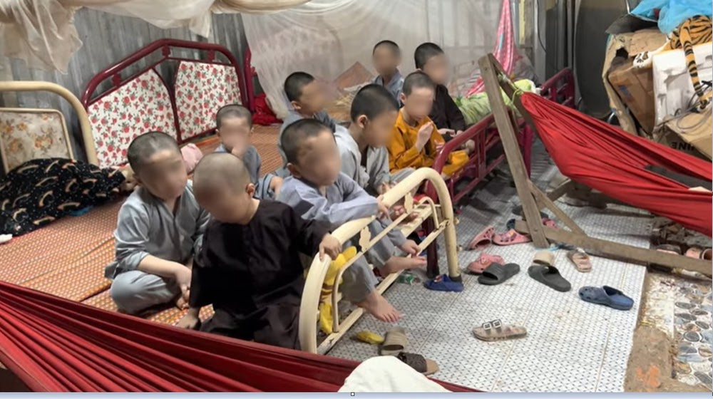 5 chú tiểu ở Tịnh thất Bồng lai bất ngờ xuất hiện trên MXH, cuộc sống hiện tại ra sao? - Hình 1