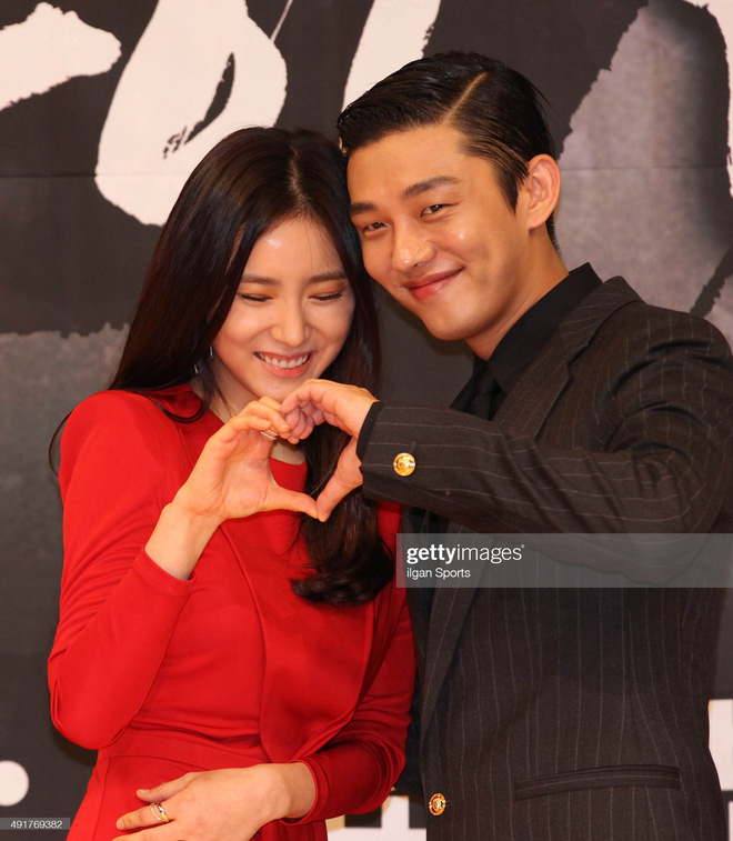 Em trai Song Hye Kyo Yoo Ah In công khai tình cảm bên tình tin đồn hậu nghi vấn đồng tính? - Hình 7