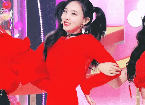 Tranh cãi về Nayeon: Nếu chỉ được chọn 1, nàng idol nên gắn bó với hình ảnh nào? - Hình 15