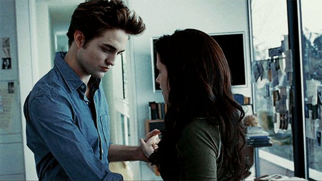 3 đặc quyền cực xịn Edward dành cho Bella trong Twilight, chàng Jacob có mơ cũng không làm nổi: Điều cuối anti-fan cũng phải gật gù! - Hình 5