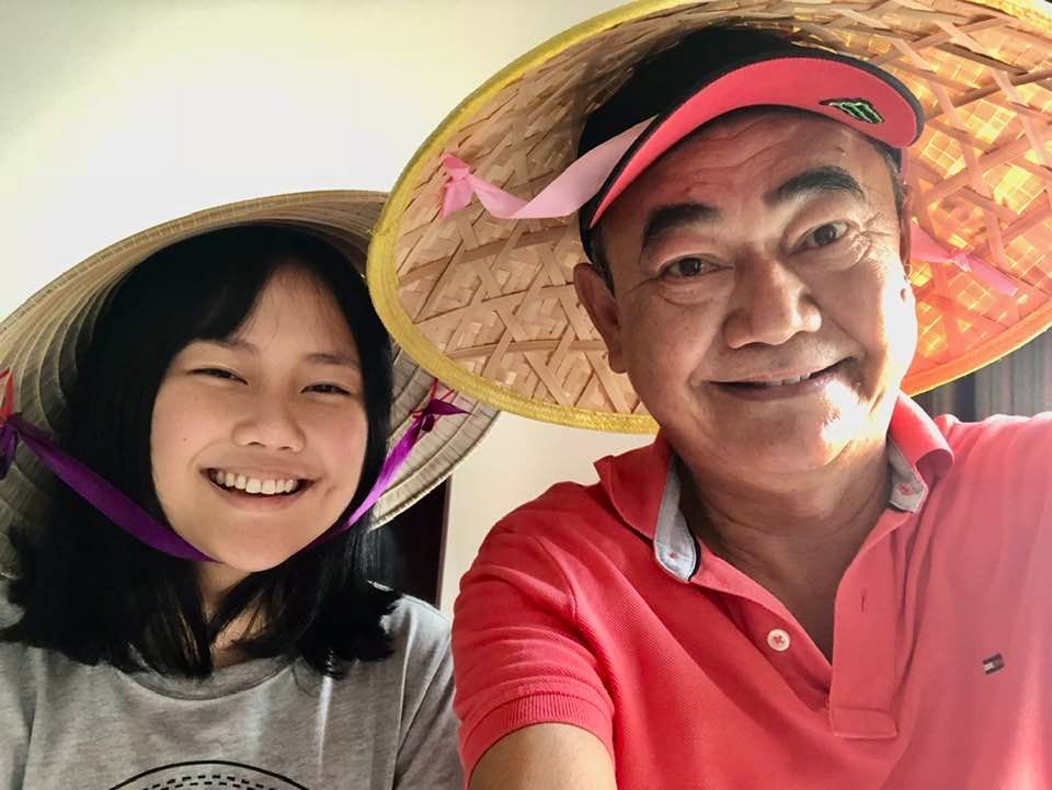 NSND Việt Anh hiếm hoi khoe con gái, mong muốn dành hết tiền cho con - Hình 2