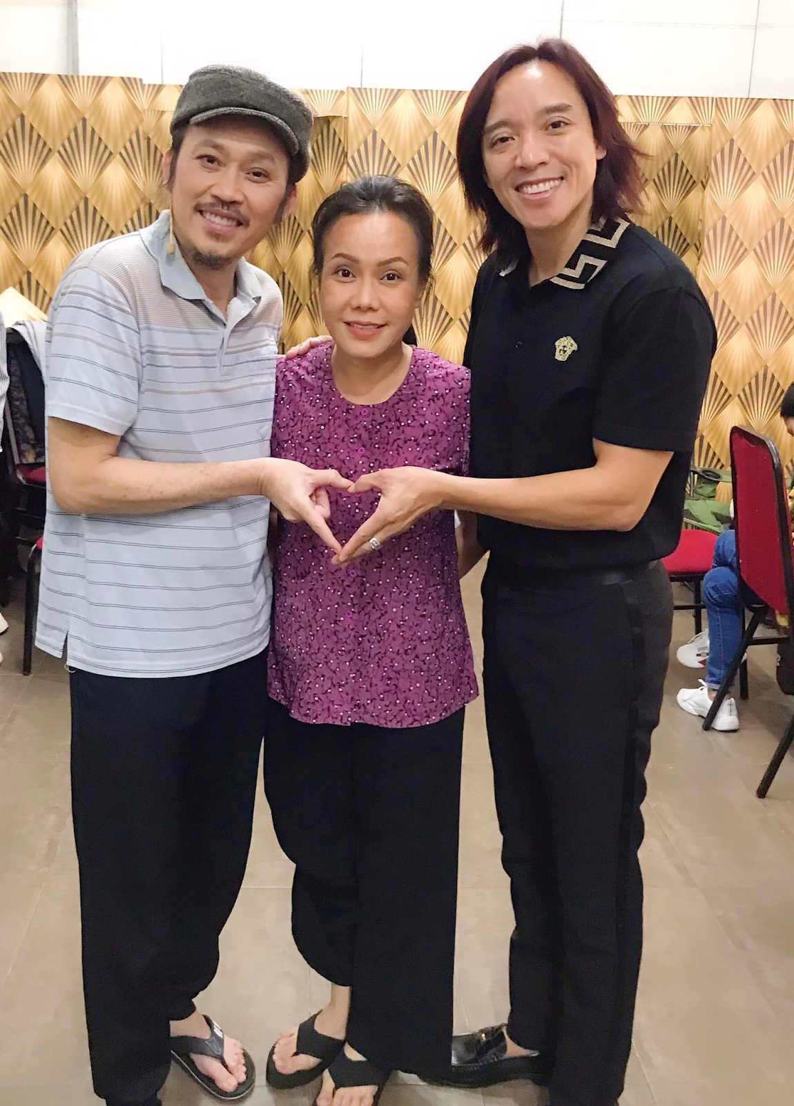 Việt Hương phá lệ làm điều này sau 15 năm vì Hoài Linh - Hình 3
