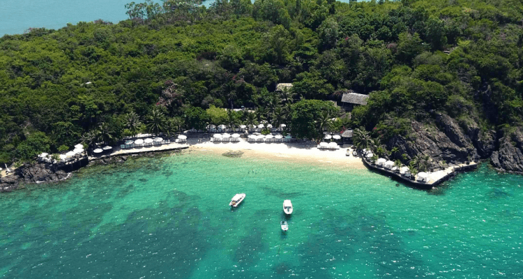 Bãi Tranh - Điểm đến hoàn hảo cho du khách tại Nha Trang - Hình 1