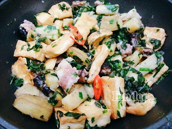 Cách làm lươn om chuối xanh dân dã, nóng hổi, ngon lành ngày mưa - Hình 12