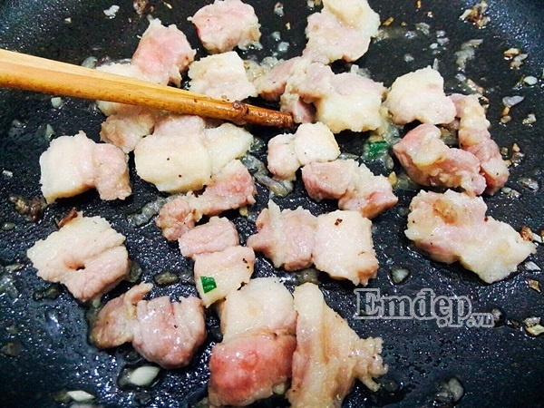 Cách làm lươn om chuối xanh dân dã, nóng hổi, ngon lành ngày mưa - Hình 6