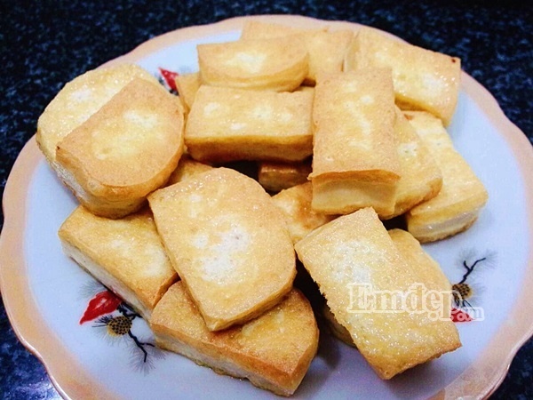 Cách làm lươn om chuối xanh dân dã, nóng hổi, ngon lành ngày mưa - Hình 5
