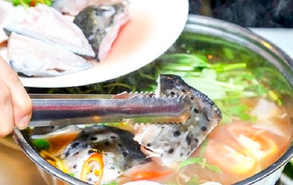 Căng Da, Mượt Tóc Với Món Ngon Canh Chua Đầu Cá Hồi - Hình 4