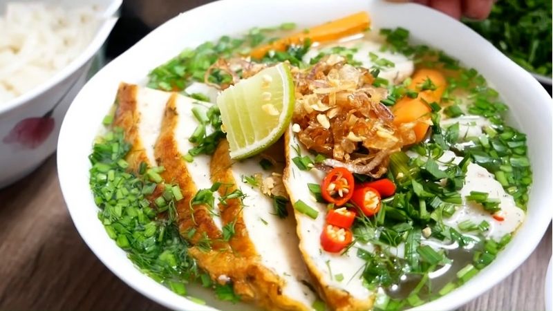 Có một vùng biển La Gi dung dị, hoang sơ ở Bình Thuận - Hình 13