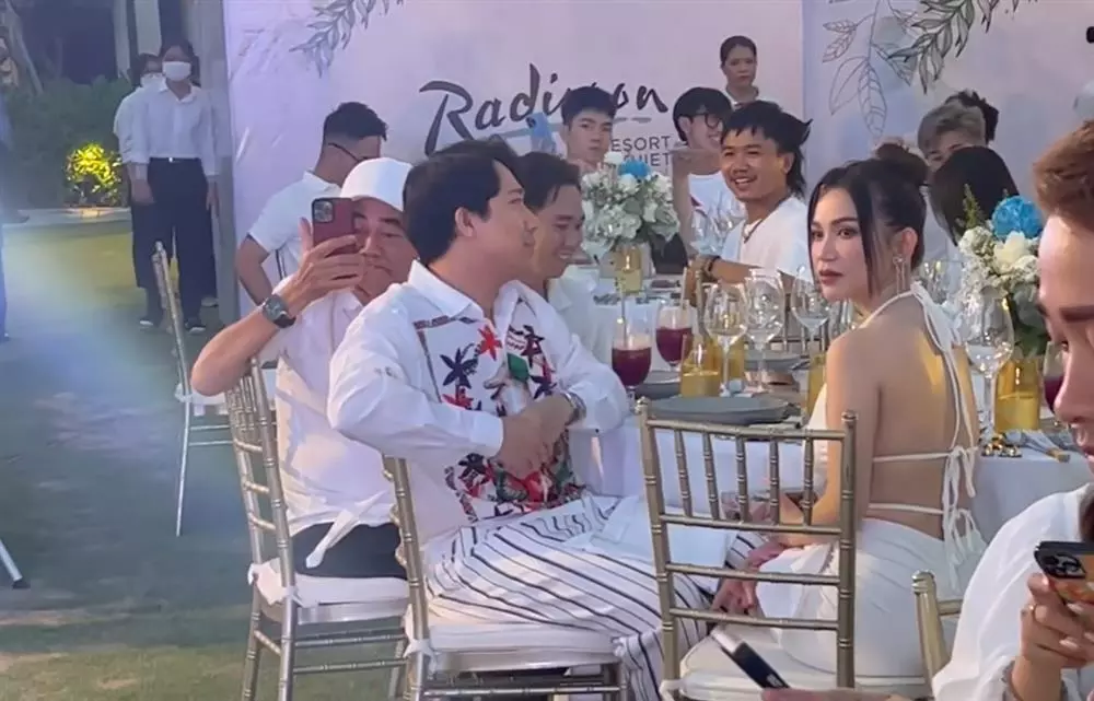 Đám cưới Diệu Nhi - Anh Tú: Chú rể nhắn nhủ 3 từ ngắn gọn đủ khiến dân tình mê mẩn vì quá lãng mạn - Hình 7
