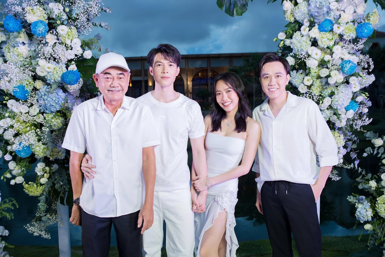 Diệu Nhi rạng ngời trong đám cưới, dàn phù dâu cực phẩm: BB Trần, Hải Triều chiếm trọn spotlight - Hình 13
