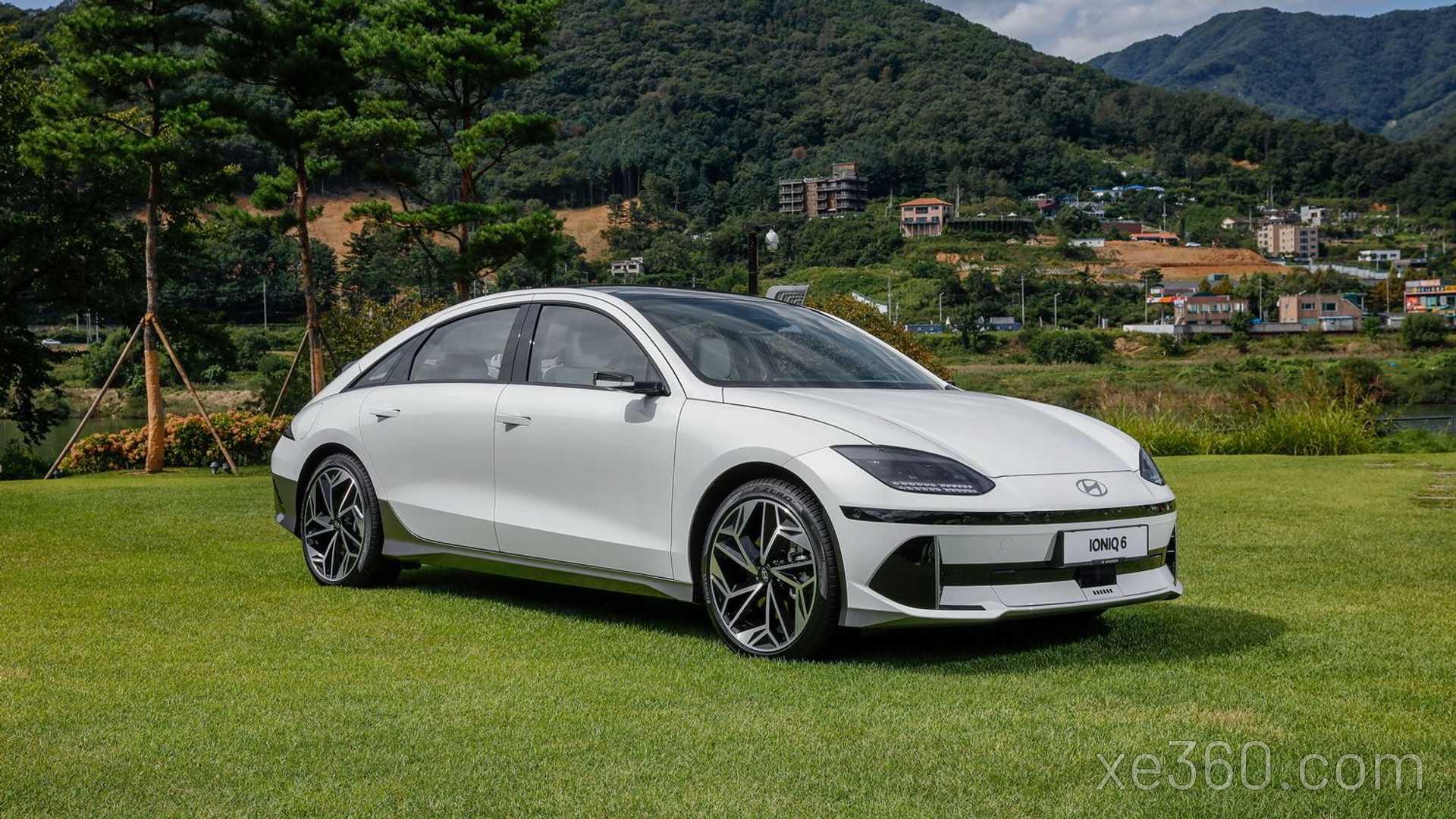 Hyundai Ioniq 6 với tầm vận hành 615km/ lần sạc - Hình 1