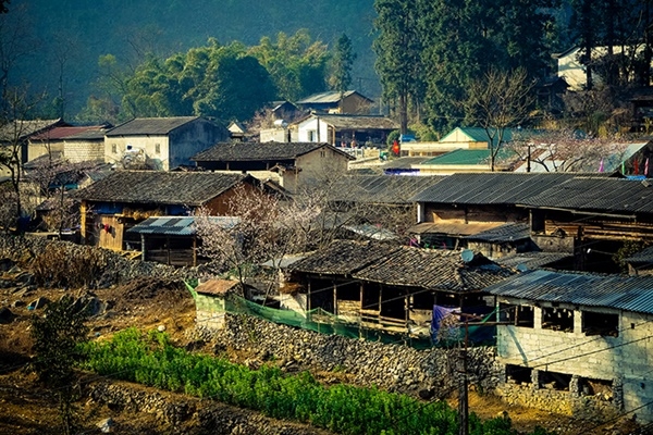 Khám phá cao nguyên Đồng Văn Hà Giang - điểm tận cùng cực Bắc - Hình 11