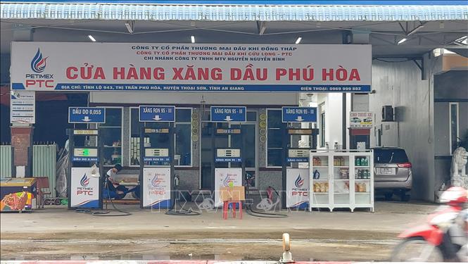 Khẩn trương khắc phục tình trạng thiếu hàng trên thị trường xăng dầu - Hình 1