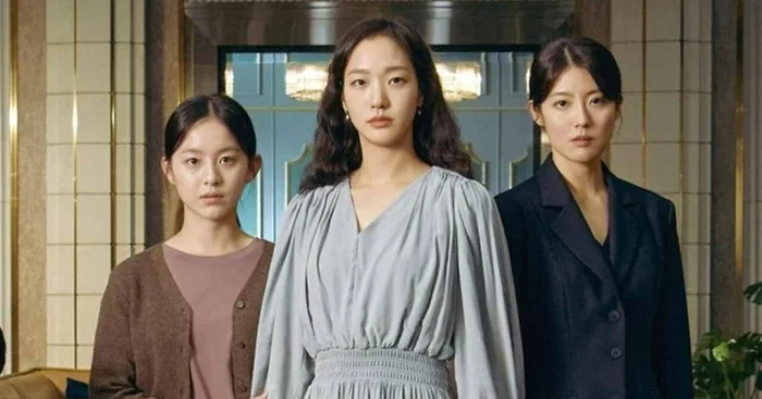 Lê Anh Tôn - Nam diễn viên gốc Việt xin lỗi vì đóng phim có Song Joong Ki, CĐM liền mỉa mai - Hình 1