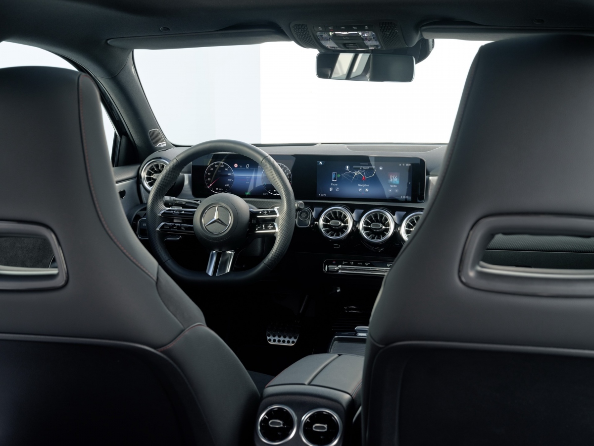 Mercedes-Benz A-Class 2023 được nâng cấp nhẹ trước khi bị khai tử - Hình 17