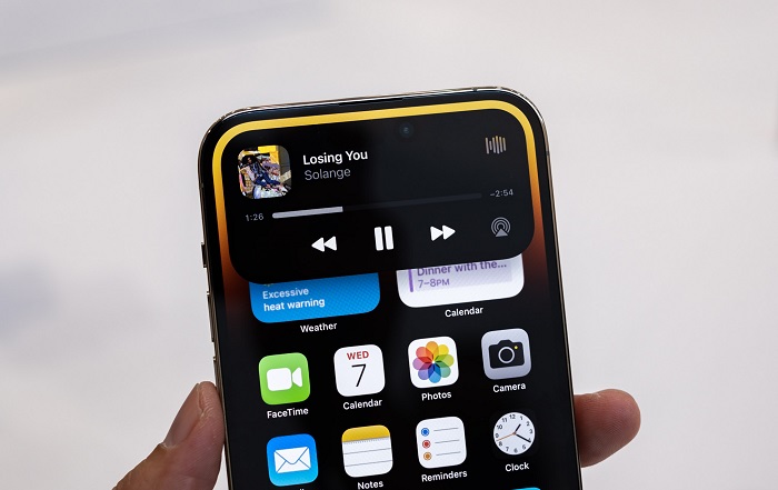 So sánh iPhone 14 Pro Max và iPhone 13 Pro Max: Màn hình mới, chip mới, camera mới,... đã xứng đáng để nâng cấp? - Hình 5