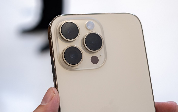 So sánh iPhone 14 Pro Max và iPhone 13 Pro Max: Màn hình mới, chip mới, camera mới,... đã xứng đáng để nâng cấp? - Hình 8