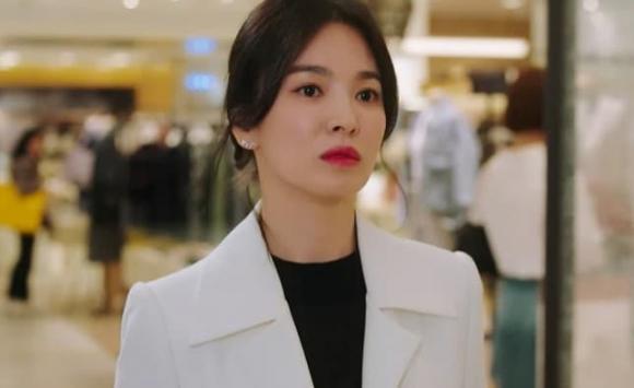 Song Hye Kyo cảm thấy nhột vì Son Ye Jin, Song Joong Ki bị chê không xứng với vợ cũ vì 1 điểm - Hình 2