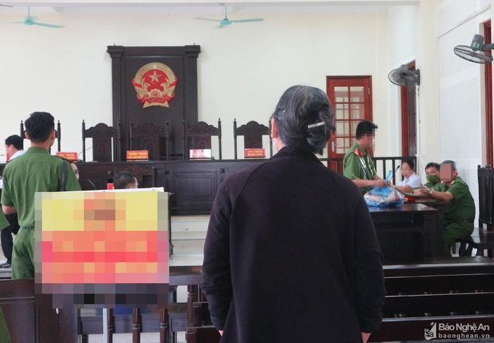 Tận cùng nỗi đau của bà mẹ già yếu có đứa con bất trị - Hình 2
