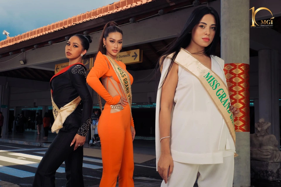 Thiên Ân lấy lòng chủ tịch Miss Grand, rủ rê ông Nawat làm 1 việc liền được khen khéo hơn Thùy Tiên? - Hình 1