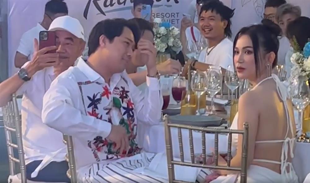 Thực hư Trấn Thành khóc sướt mướt tại tiệc Pre-wedding Diệu Nhi - Hình 2