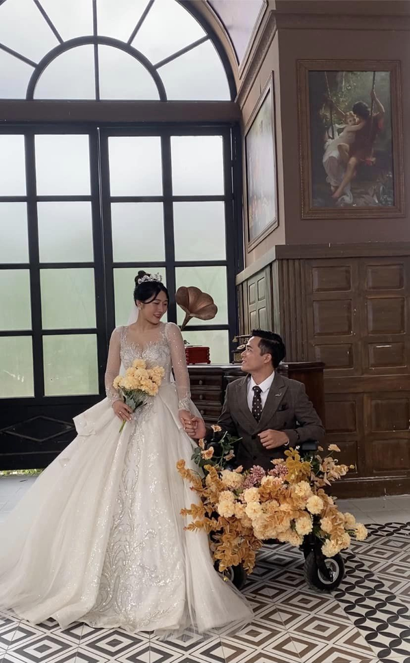 Tô Đình Khánh - chàng trai không chân cầu hôn bạn gái giữa phố, nói đúng 3 từ làm ai cũng xúc động - Hình 9