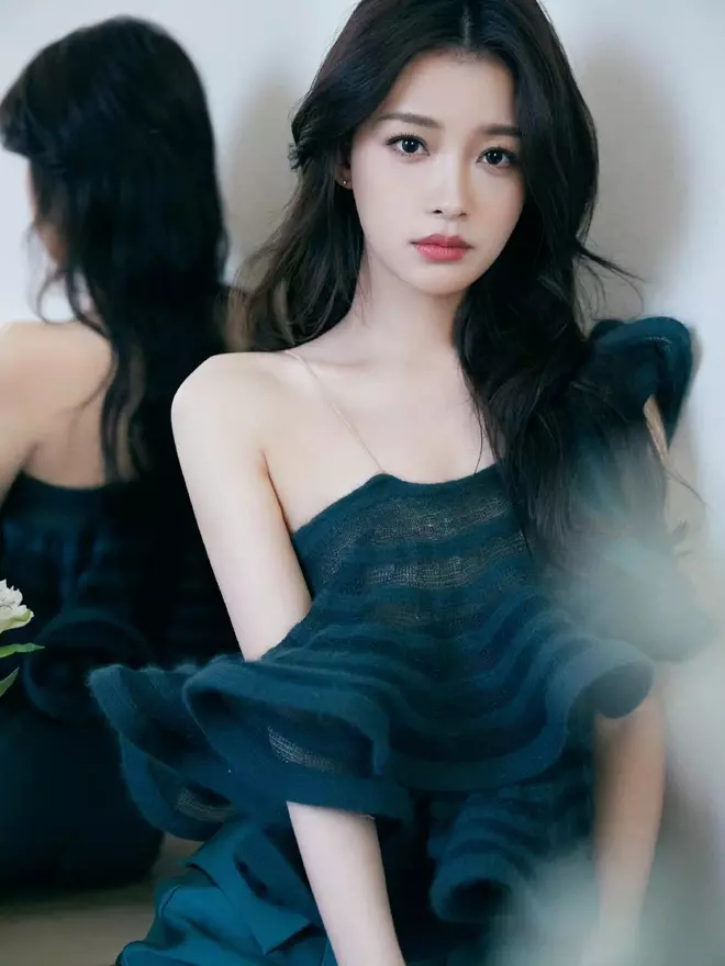 Tôn Di ám chỉ bị mẹ chồng ép ly hôn, lộ bằng chứng vẫn còn lưu luyến chồng cũ Đổng Tử Kiện? - Hình 1
