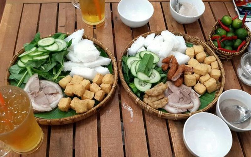 Tổng hợp những món ăn vặt ngon, bán khuya ở Quận 10 - Hình 10