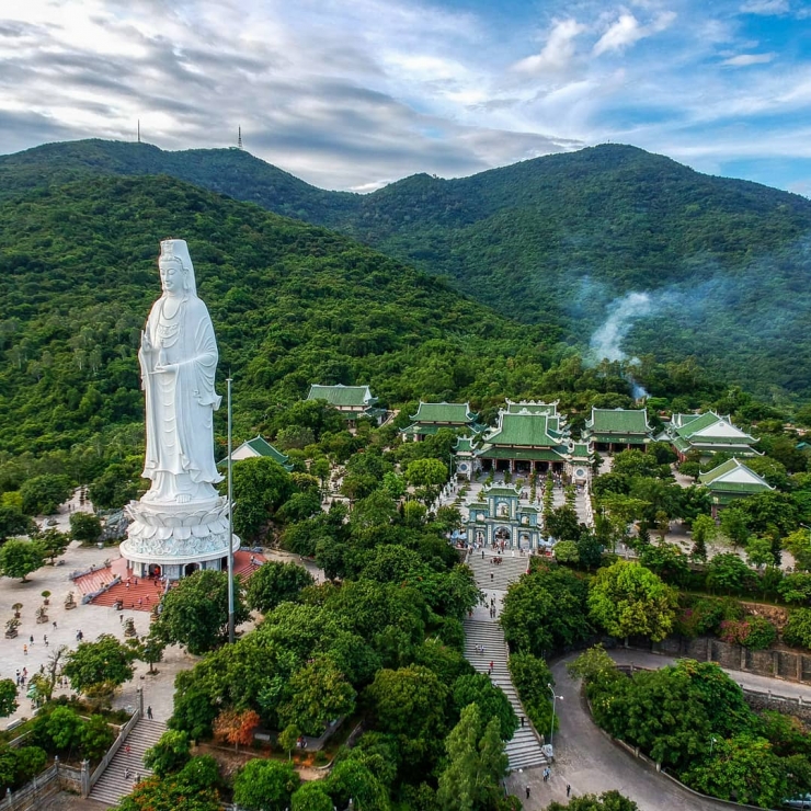 TOP 20 địa điểm phải ghé thăm ở Việt Nam vào dịp Tết - Hình 15