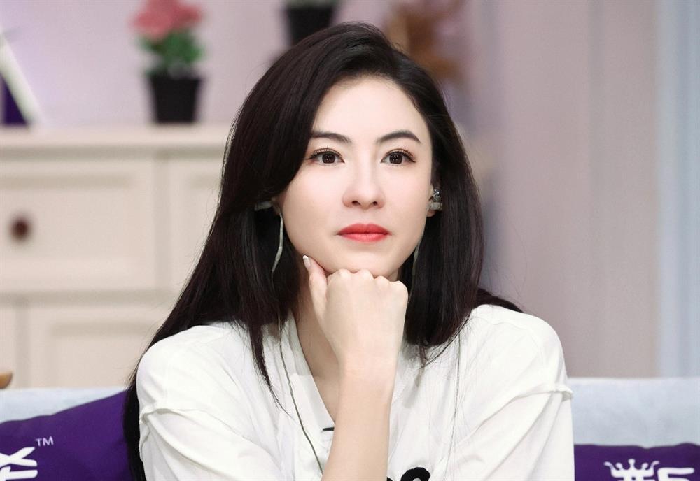 Trương Bá Chi tiết lộ danh tính bố ruột con thứ 3 sau ồn ào yêu đương, ở chung với bố chồng? - Hình 10