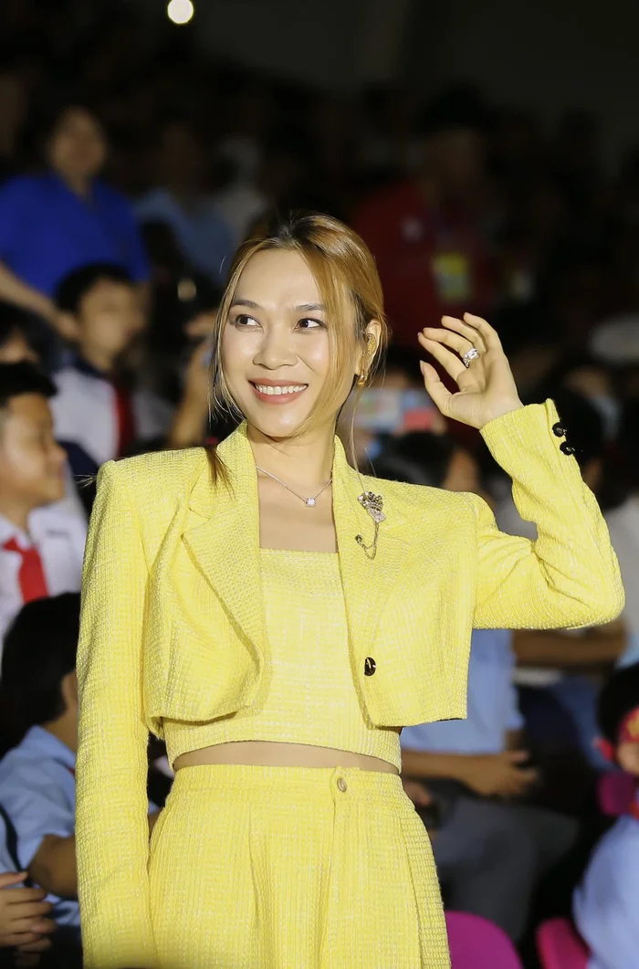 Mỹ Tâm liền nói một câu làm rõ tin đồn có bầu, kèm một hành động cực gắt khiến dân tình ngỡ ngàng - Hình 4