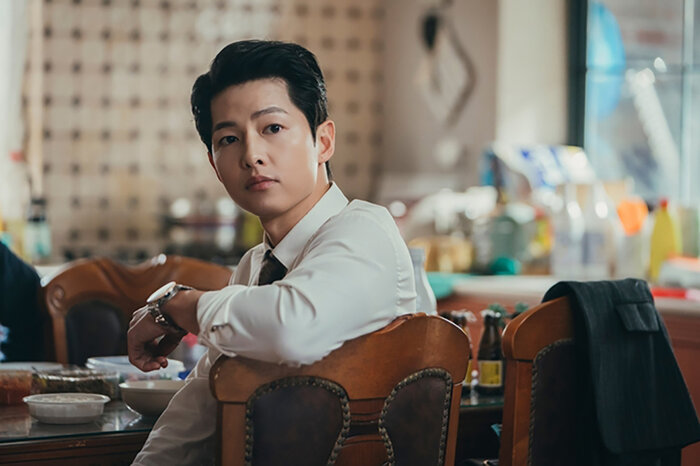 Song Hye Kyo mải mê yêu đương đàn em nhà giàu, Song Joong Ki chăm chỉ, liên tục đạt thành tích khủng - Hình 8