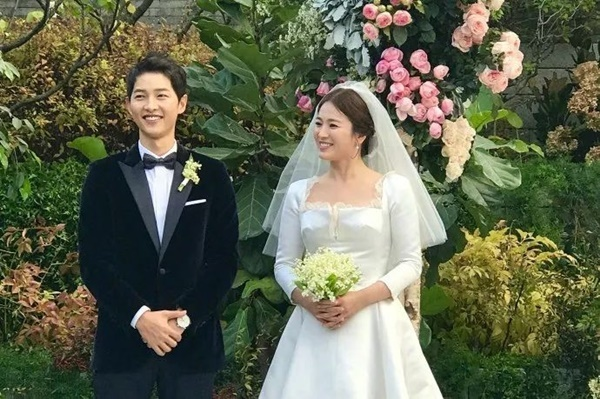 Song Hye Kyo vướng tin đồn quay lại với chồng cũ, bố Song Joong Ki liền có phản ứng? - Hình 4