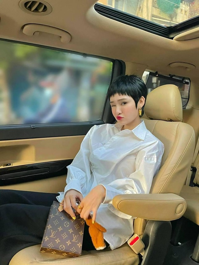 Hiền Hồ thay đổi ngoại hình 180 độ, quyết lột xác để trở lại showbiz - Hình 8