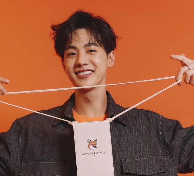Kim Hyun Jin Cheer Up: Mỹ nam Hàn bị tẩy chay vì quá đẹp trai, chiếm hết hào quang của nam chính - Hình 8
